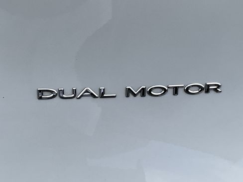 Used 2020 Tesla Model Y Long Range AWD/4WD image 7