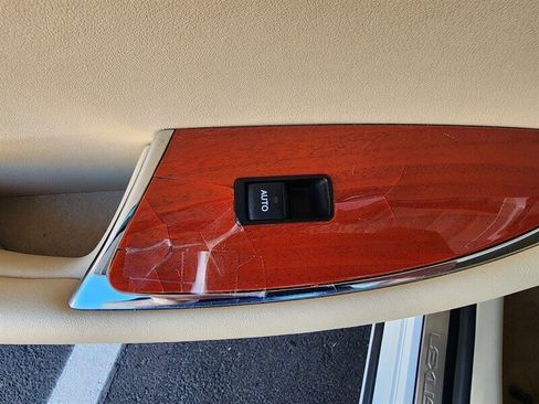 Used 2011 Lexus ES 350 FWD image 69