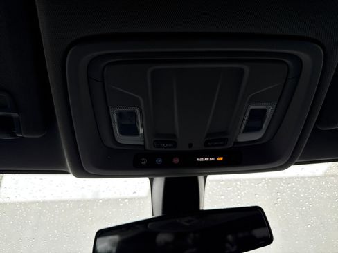 Used 2020 Chevrolet Silverado 1500 LT Trail Boss w/ Convenience Package image 21