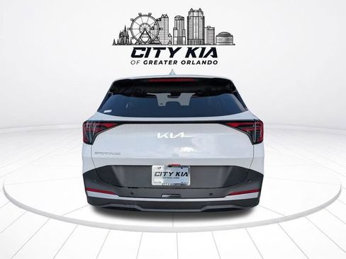 New 2026 Kia Sportage LX w/ LX Convenience Package FWD image 5