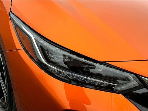 Used 2023 Nissan Sentra SR w/ SR Premium Package image 30