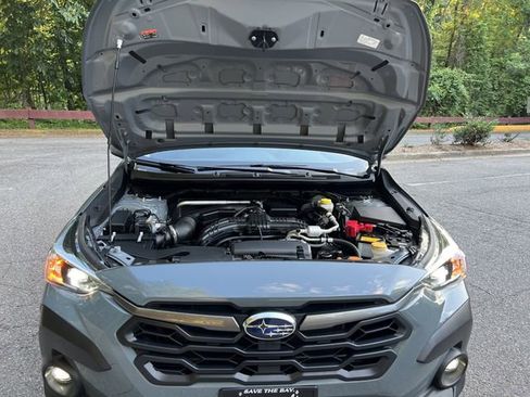 Used 2024 Subaru Crosstrek 2.0i Premium w/ Crosstrek Mirror Package AWD/4WD image 7