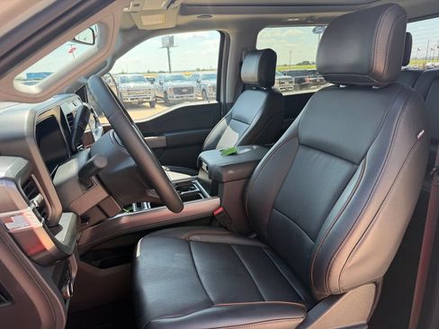 New 2026 Ford F250 Lariat w/ Black Appearance Package AWD/4WD image 19