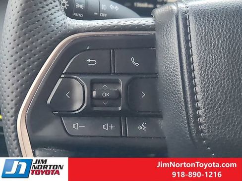 Used 2025 Toyota Tundra Limited image 29