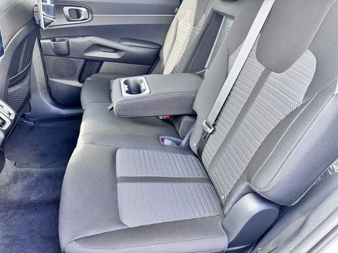 New 2026 Kia Sorento LX FWD image 23