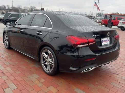 Used 2022 Mercedes-Benz A 220 image 9