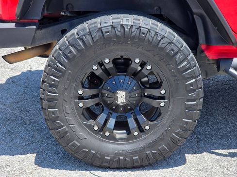 Used 2013 Jeep Wrangler Unlimited Sport AWD/4WD image 12