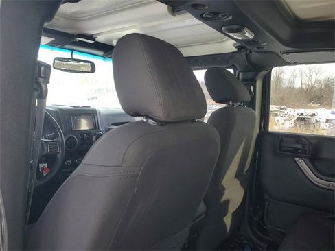 Used 2015 Jeep Wrangler Unlimited Sport w/ Quick Order Package 24S image 9