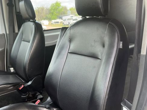 Used 2020 Ford Transit 250 Medium Roof w/ Load Area Protection Package RWD image 9