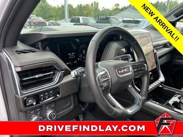 Used 2025 GMC Yukon XL Elevation AWD/4WD image 12