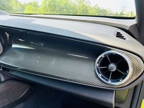 Used 2021 Chevrolet Camaro SS image 34