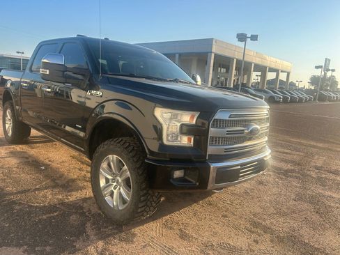 Used 2016 Ford F150 Platinum w/ Equipment Group 701A Luxury AWD/4WD image 5