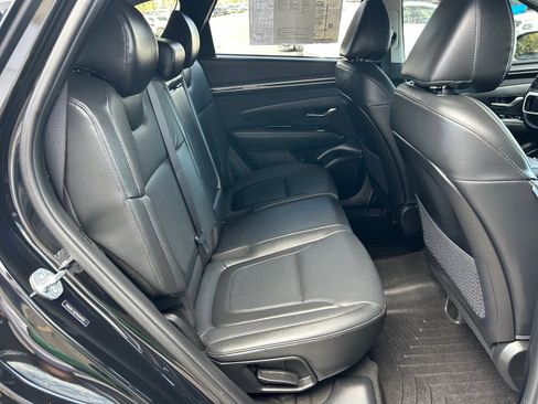 Certified 2023 Hyundai Tucson Limited AWD/4WD image 30