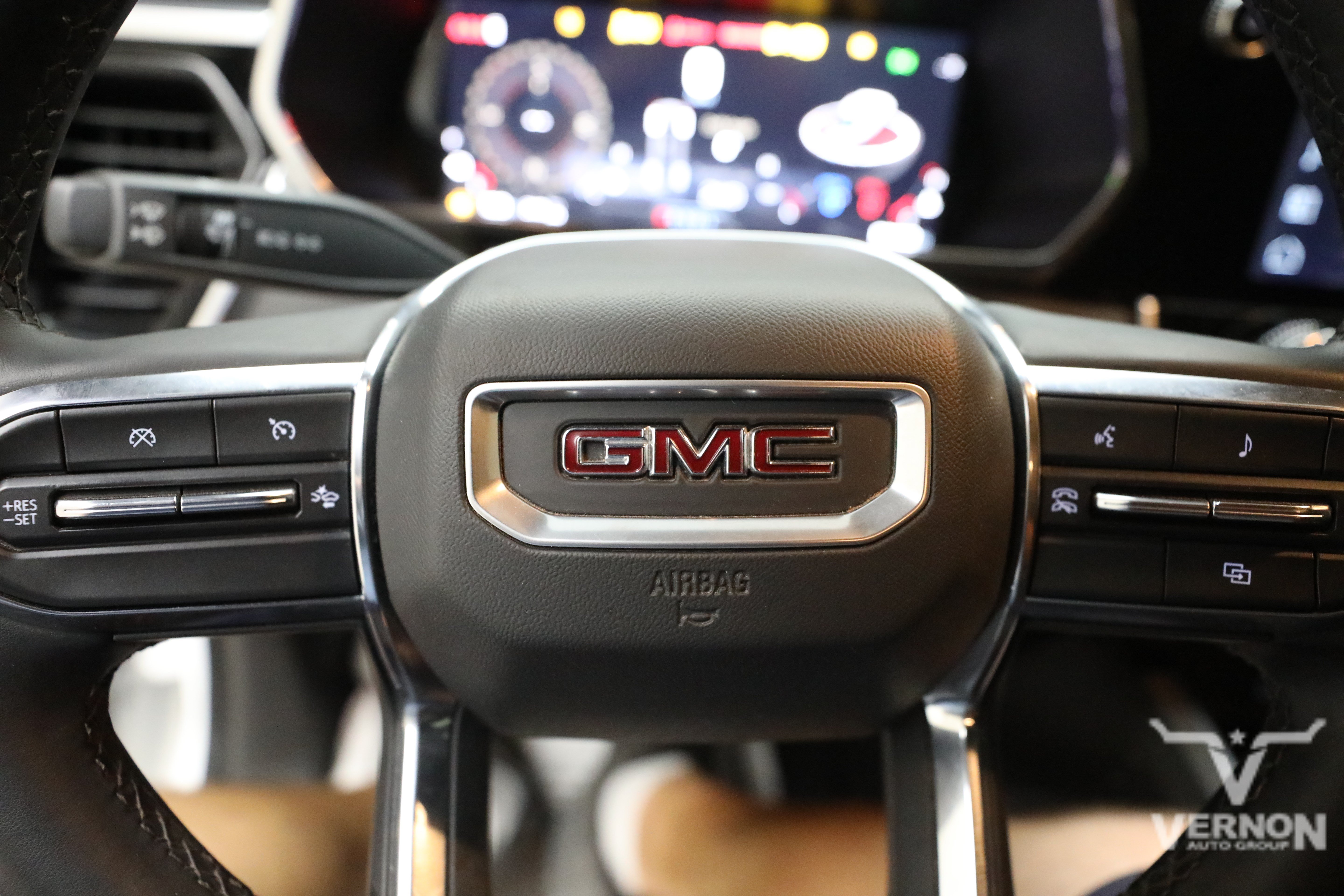 Used 2024 GMC Canyon Elevation w/ Elevation Premium Package AWD/4WD image 20