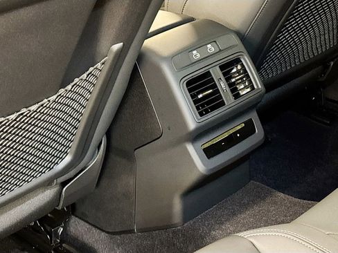 New 2025 Audi Q5 Premium Plus image 17