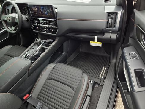 New 2026 Nissan Pathfinder Rock Creek AWD/4WD image 7