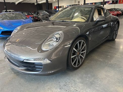Used 2014 Porsche 911 Carrera image 2