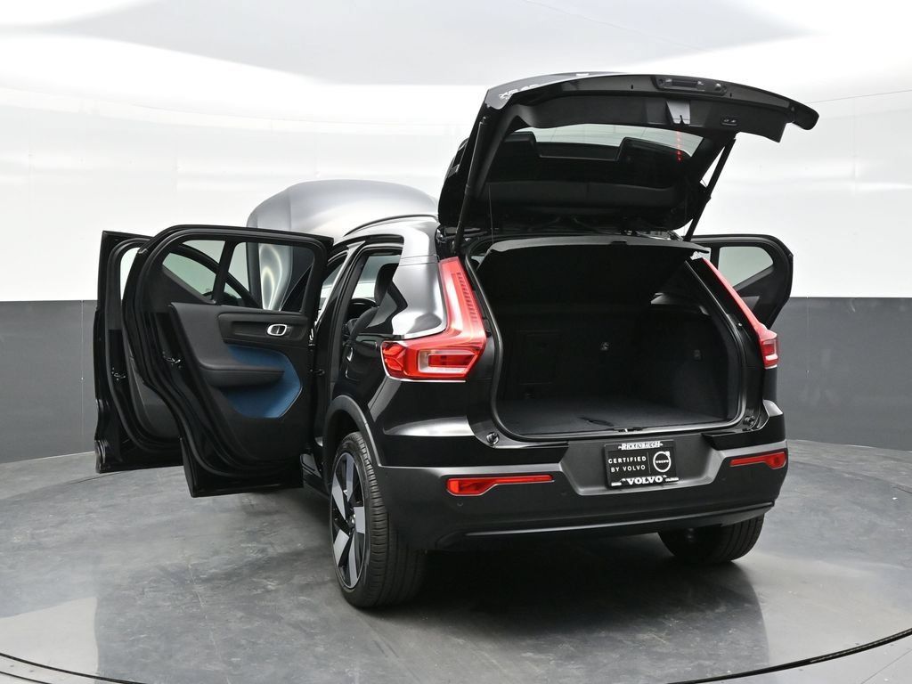 Used 2023 Volvo XC40 Recharge Ultimate w/ Protection Package Premier AWD/4WD image 43