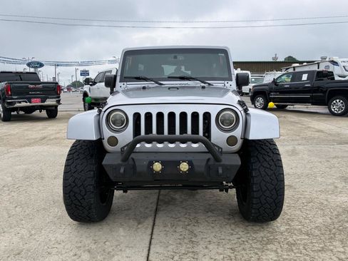 Used 2017 Jeep Wrangler Unlimited Sport w/ Quick Order Package 24S AWD/4WD image 3