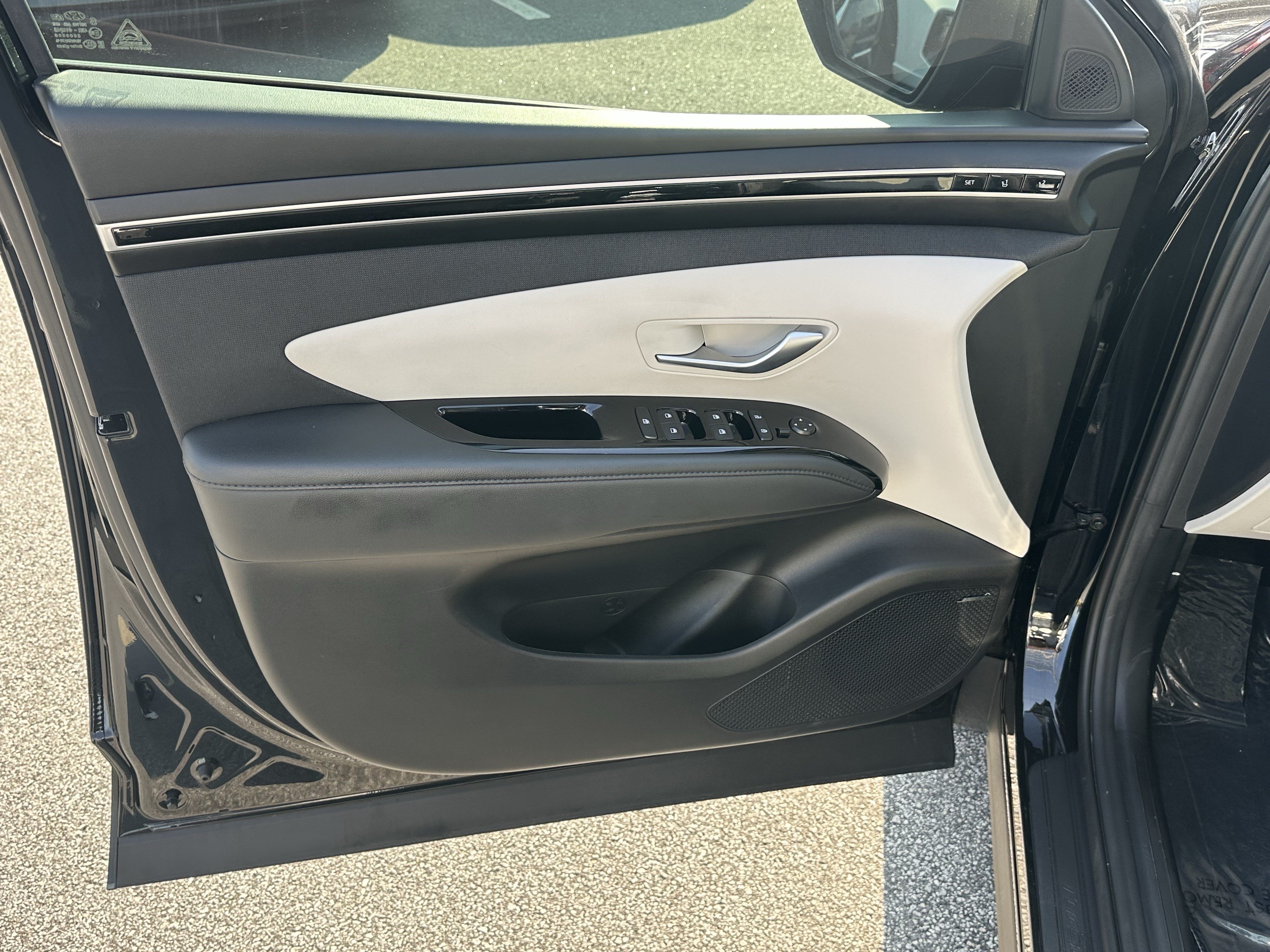 Used 2024 Hyundai Tucson Limited FWD image 10