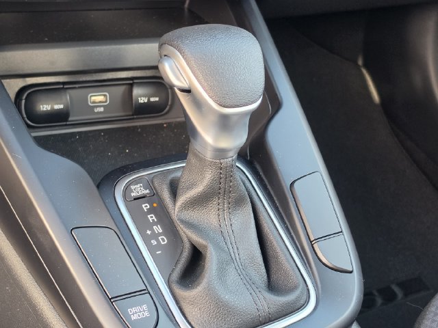 Certified 2025 Kia Soul LX FWD image 24