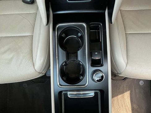 Certified 2023 Lincoln Corsair Reserve w/ Equipment Group 201A image 11