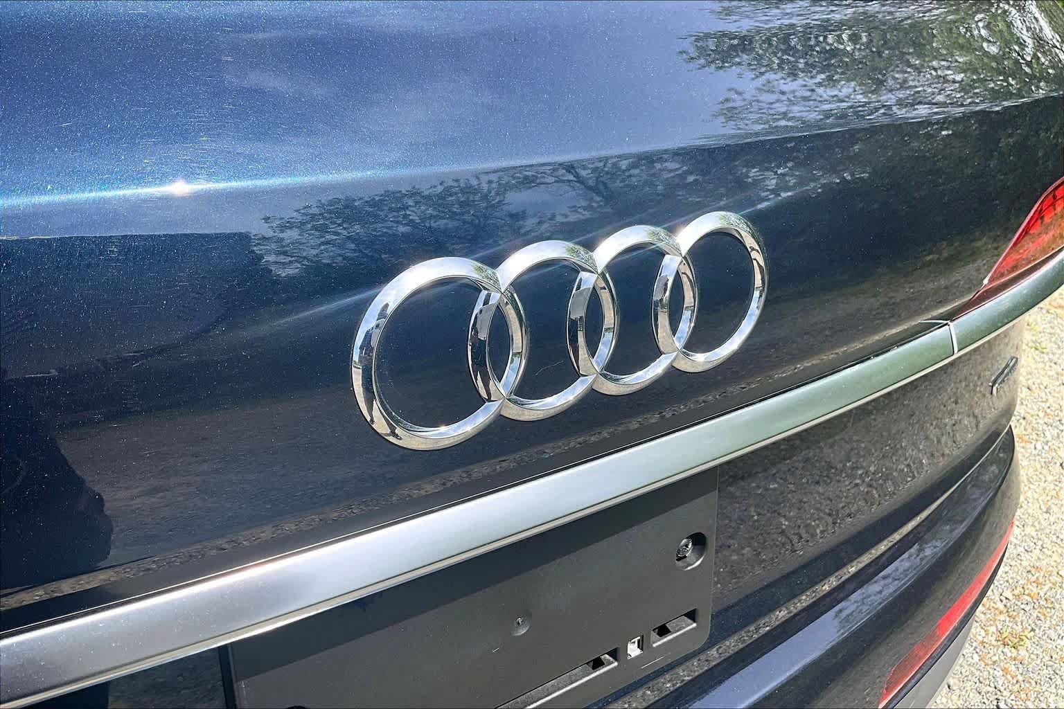 Used 2023 Audi Q7 3.0T Premium Plus w/ Premium Plus Package AWD/4WD image 31