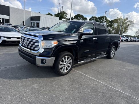 Used 2017 Toyota Tundra Limited image 3
