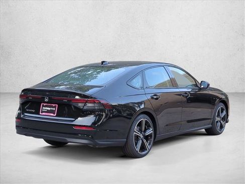 New 2026 Honda Accord SE image 2