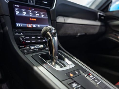 Used 2018 Porsche 911 GT3 RWD image 45