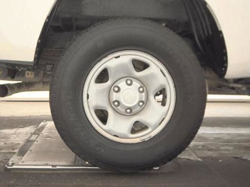 Used 2022 Toyota Tacoma SR image 26