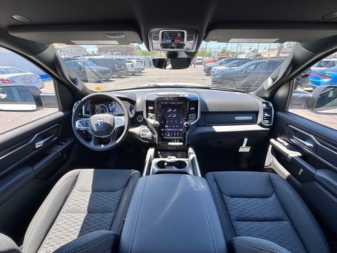 New 2026 RAM 1500 4x4 Crew Cab image 11