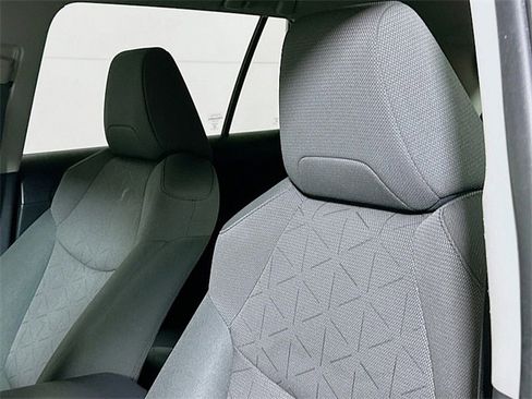 Used 2024 Toyota RAV4 XLE image 19