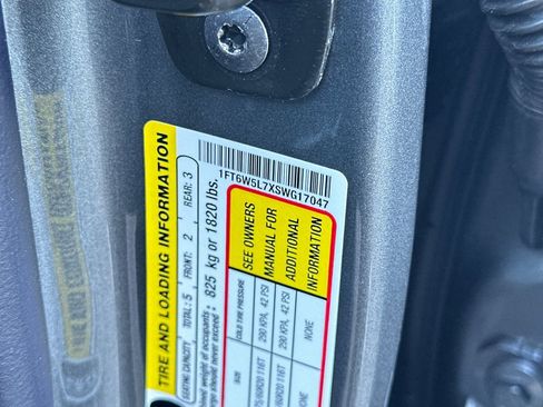 New 2025 Ford F150 Lightning Lariat image 27