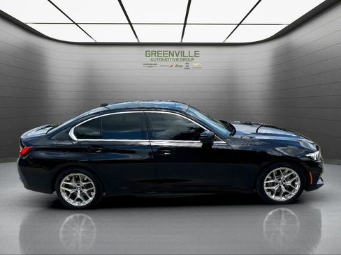 Used 2025 BMW 330i Sedan RWD image 4