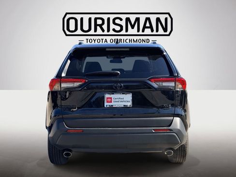 Certified 2025 Toyota RAV4 XLE w/ Convenience Package image 21