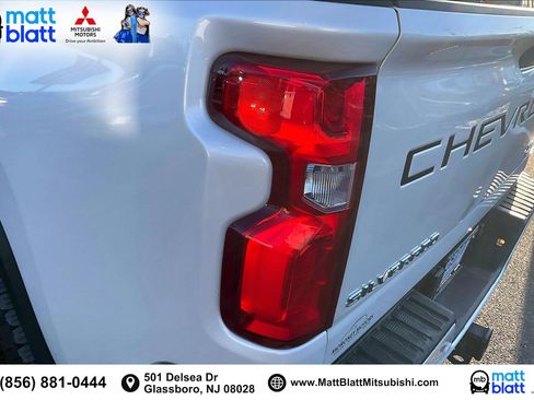 Used 2024 Chevrolet Silverado 2500 High Country w/ High Country Premium Package image 31