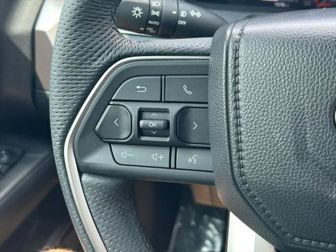 Certified 2026 Toyota Tacoma TRD Sport AWD/4WD image 36
