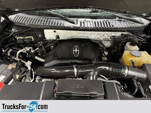 Used 2015 Lincoln Navigator 4WD image 41