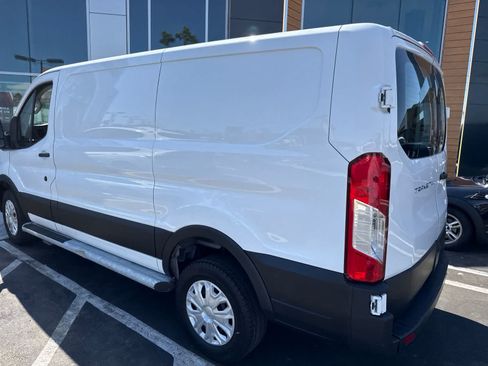 Used 2025 Ford Transit 250 Low Roof w/ Exterior Upgrade Package RWD image 16