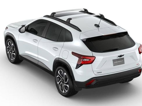 New 2026 Chevrolet Trax RS w/ Sunroof Package image 40