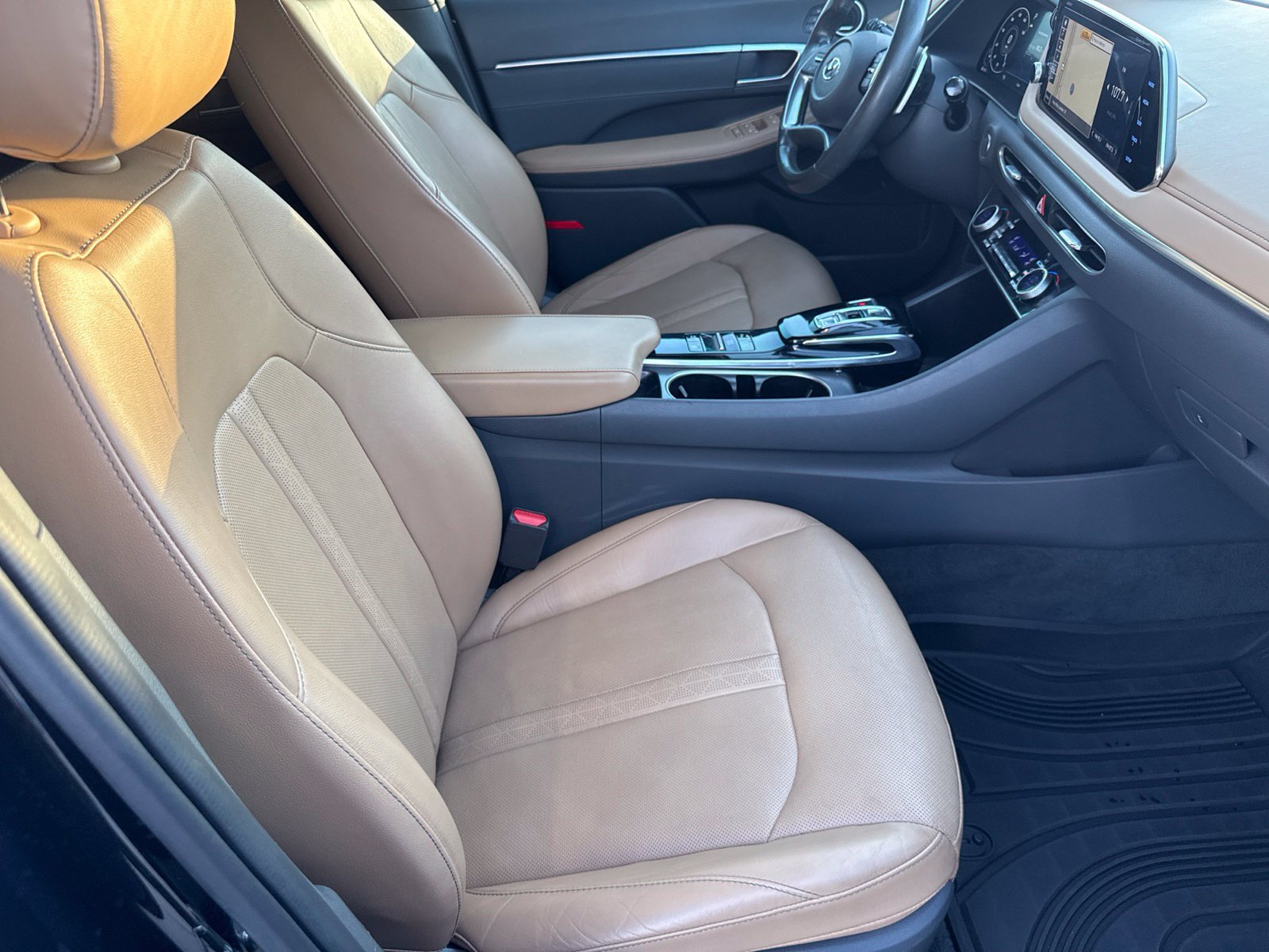 Used 2020 Hyundai Sonata Limited FWD image 26