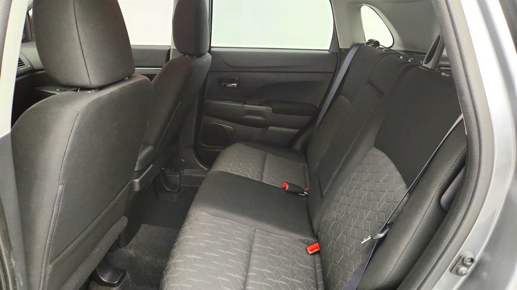 Used 2021 Mitsubishi Outlander Sport FWD image 17