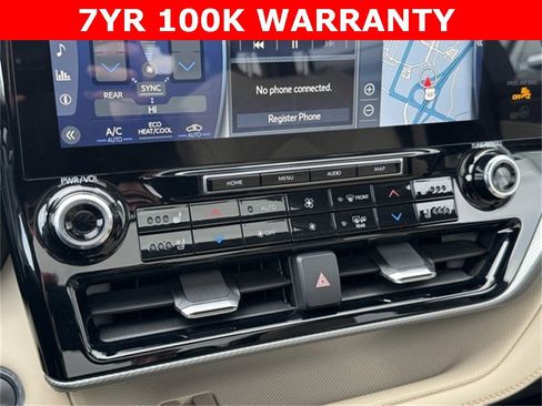 Certified 2022 Toyota Highlander Platinum image 15