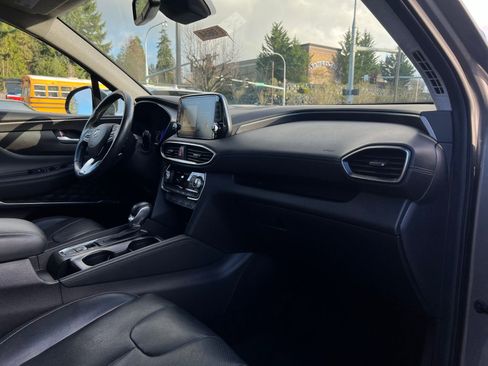 Used 2020 Hyundai Santa Fe Limited image 18