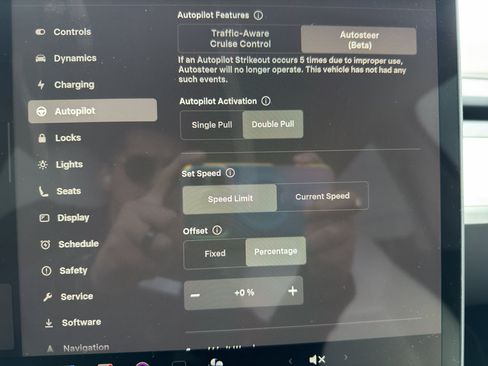 Used 2024 Tesla Model Y Long Range image 11