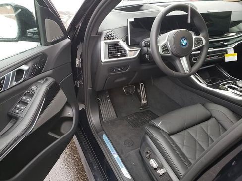 New 2026 BMW X5 xDrive50e image 11