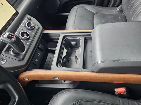 Used 2022 Land Rover Defender 110 X image 27