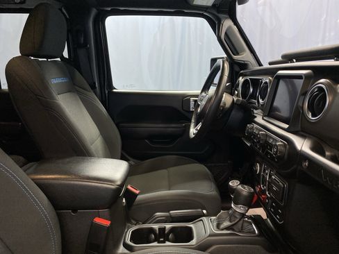 Used 2022 Jeep Wrangler Unlimited Rubicon 4xe w/ Cold Weather Group image 43