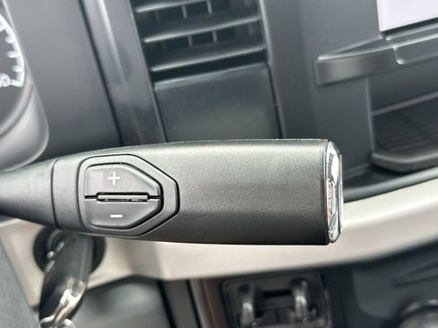 New 2025 Ford F450 XL w/ XL Chrome Package image 7